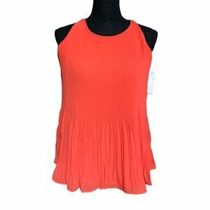 Zac & Rachel Top